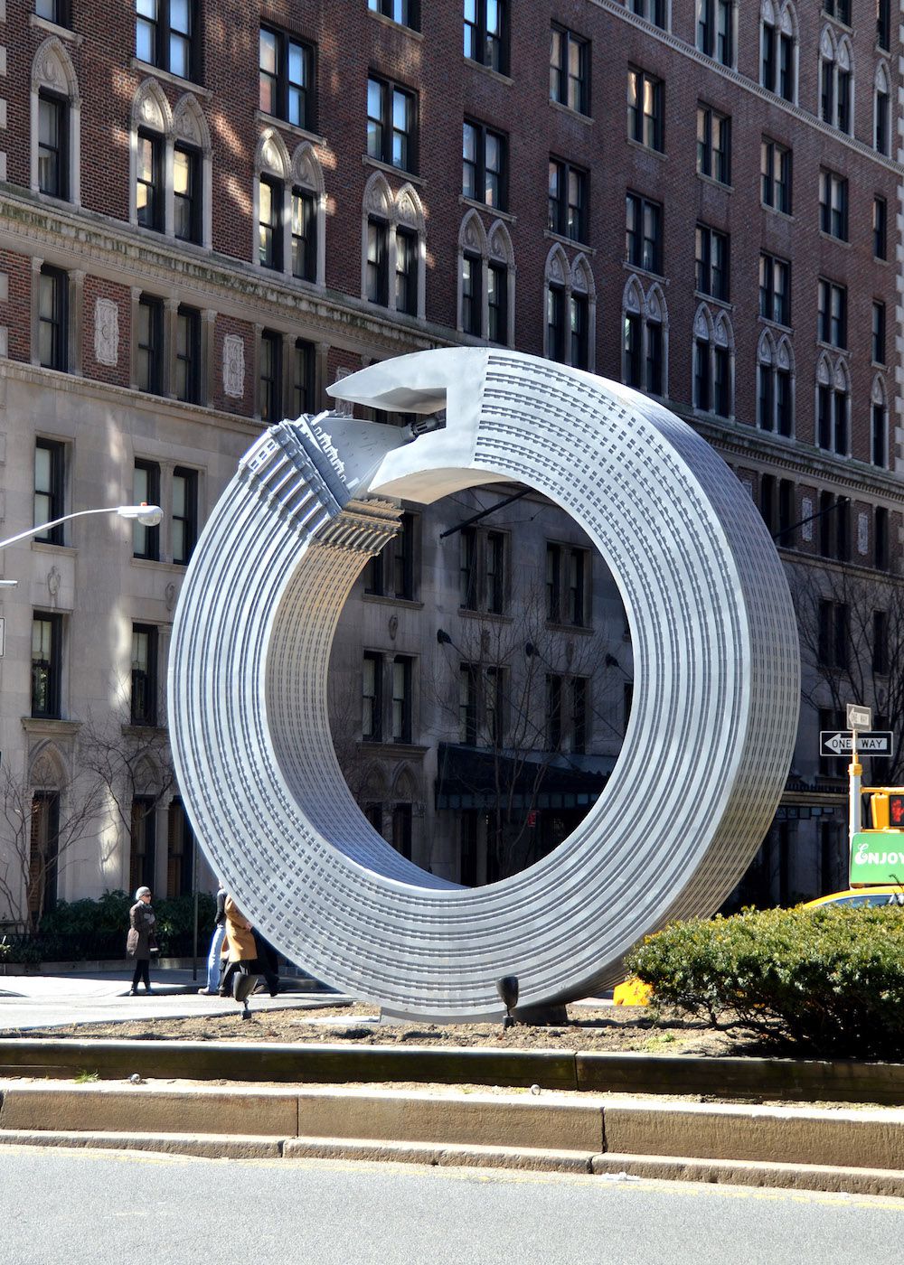 Alexandre Arrechea, NO LIMITS, 2013, Park Avenue Malls, Manhattan, NYC Parks.<br/>